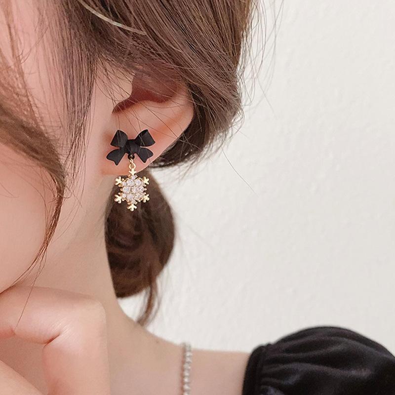 Bow Snowflake Earrings