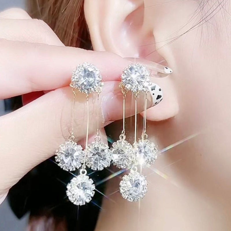 Zircon Round Petal Earrings