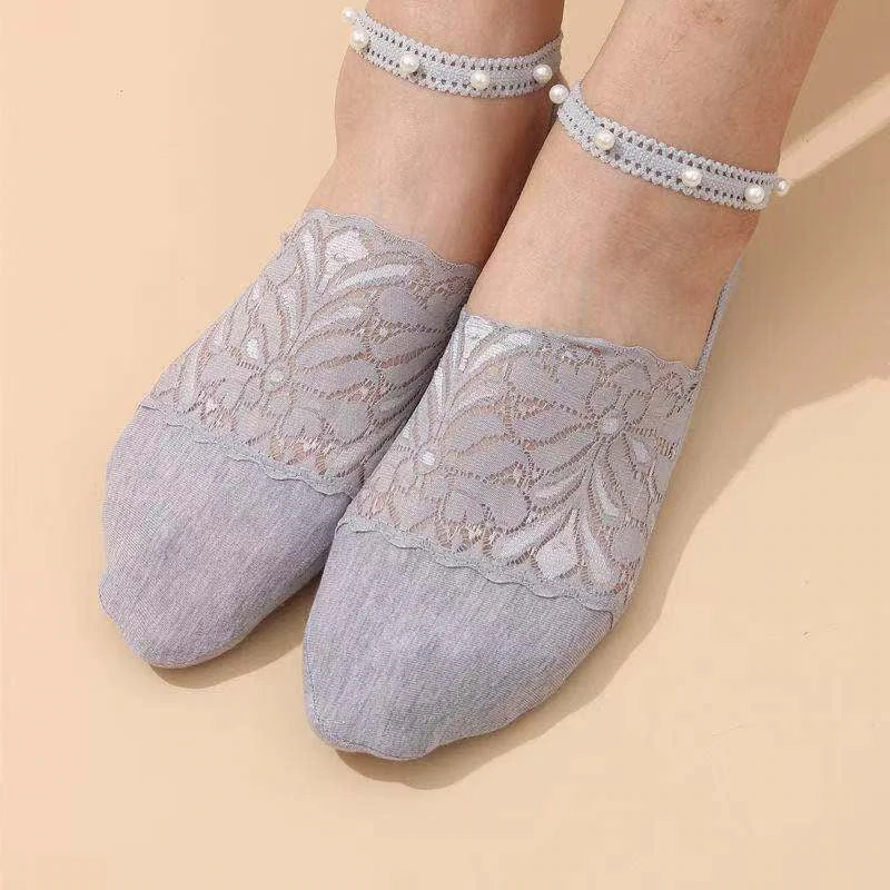 Pearl Lace Socks