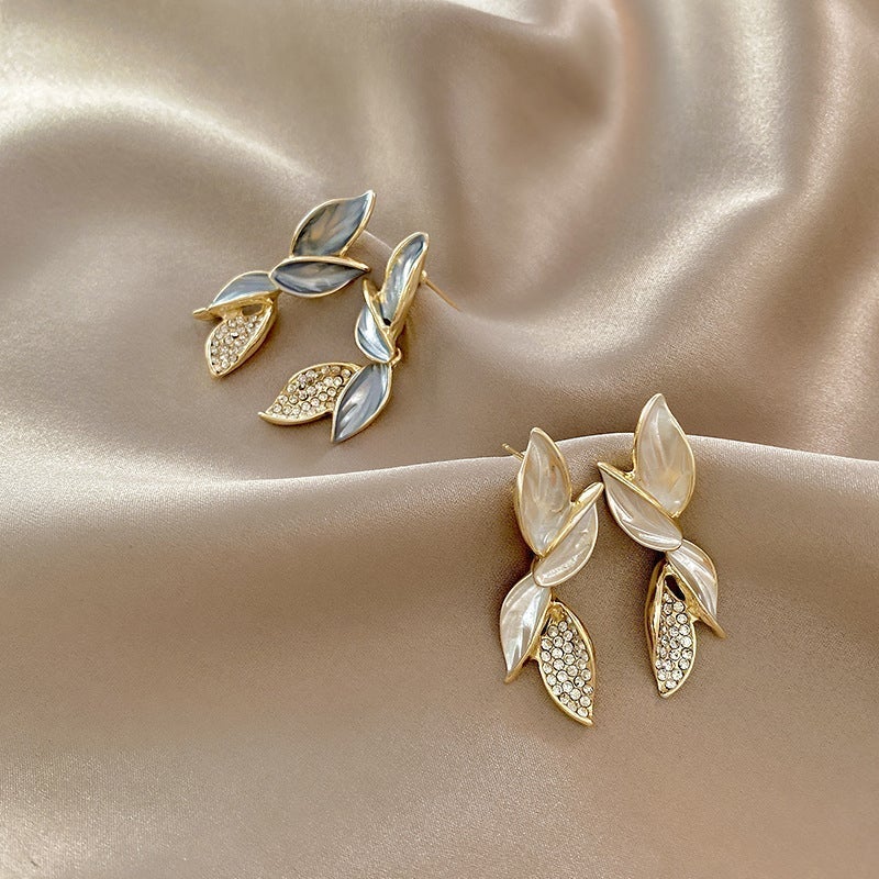 Shiny Leaf Earring Inspiration