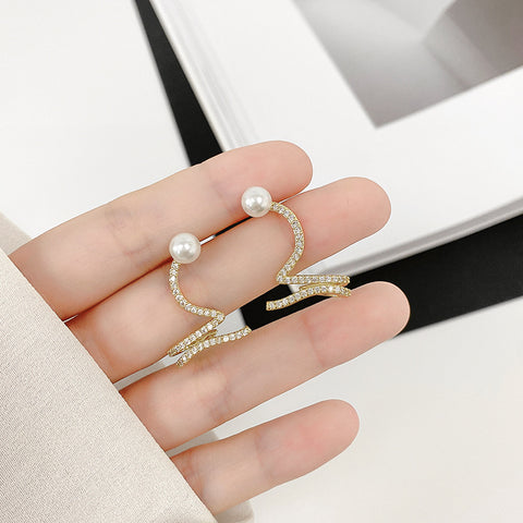 Snake Shape Pearl Ear Bone Clamp