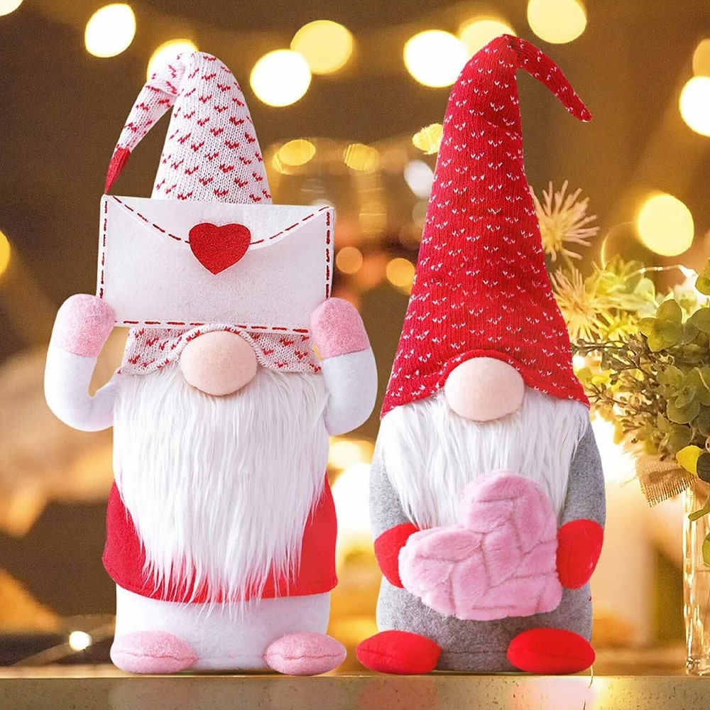 Valentine's Day Faceless Doll Decoration