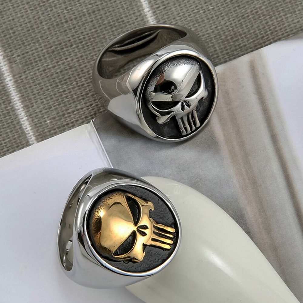 Men's Skull Signet Ring