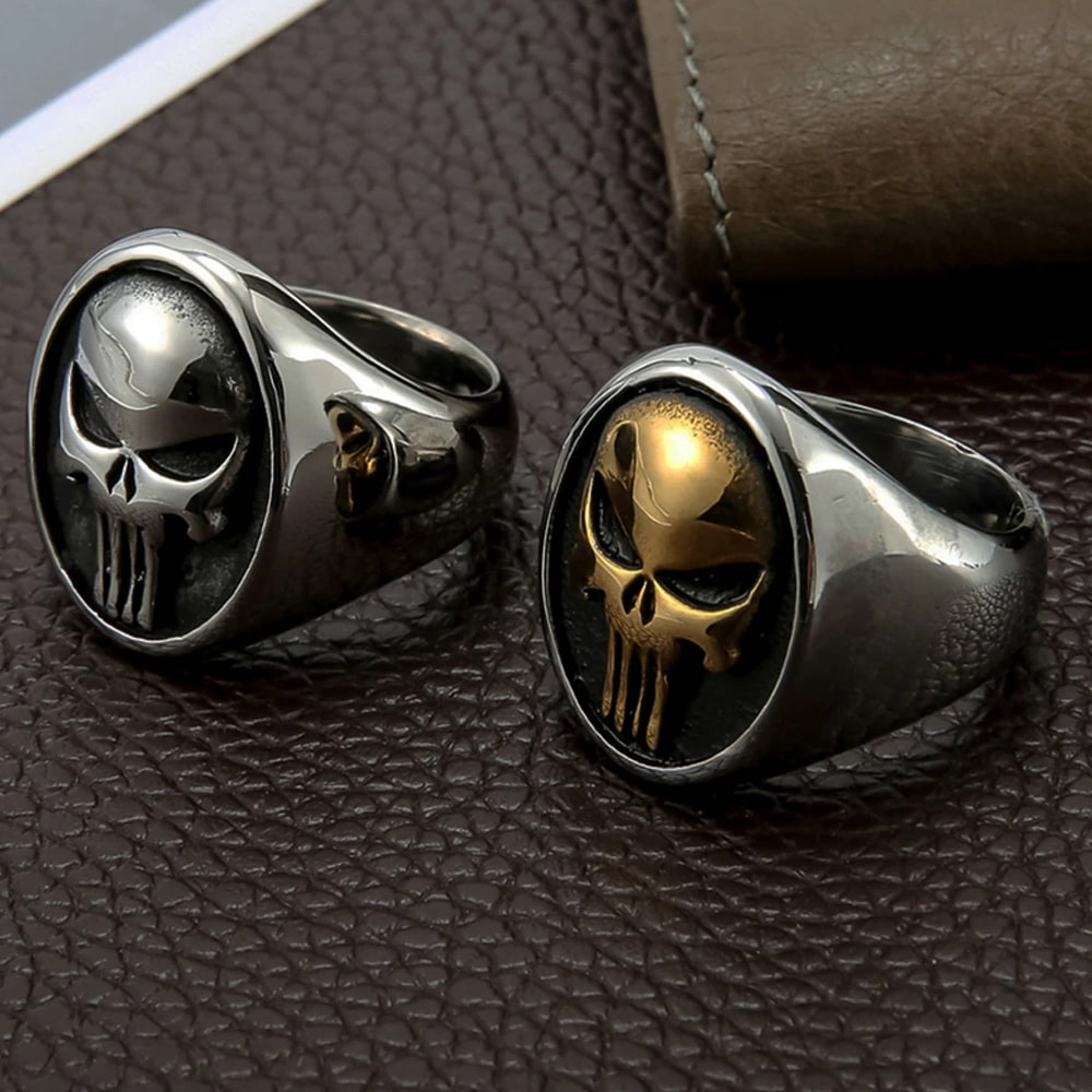 Men's Skull Signet Ring