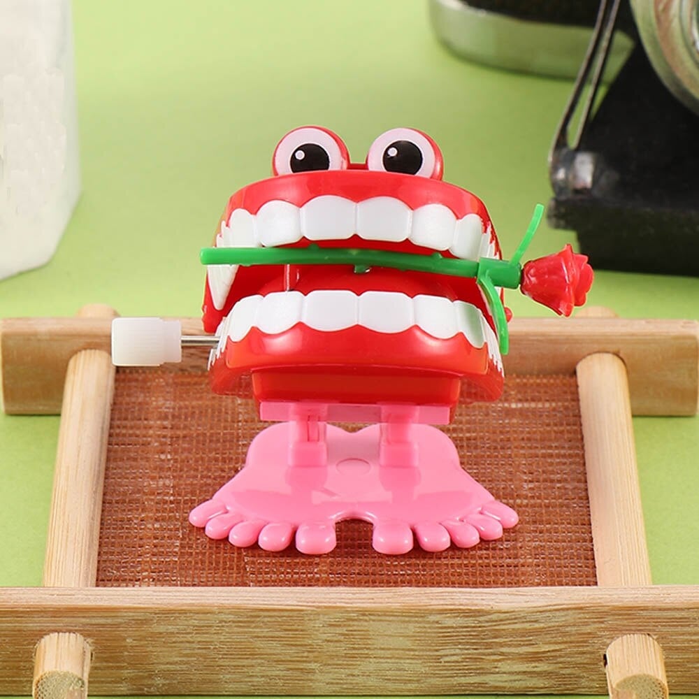 Wind Up Chattering Teeth Toy