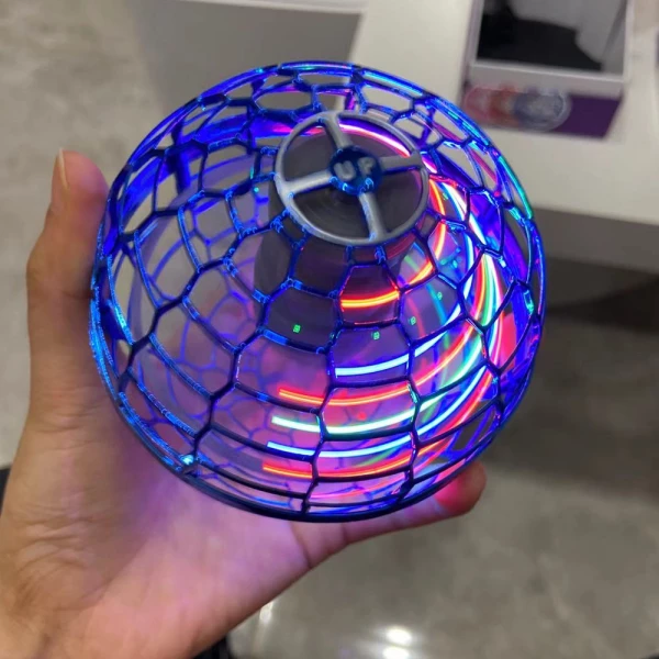 Flying Spinner Ball