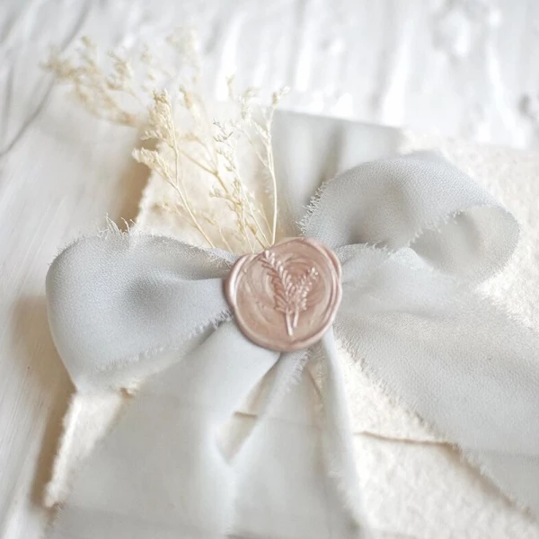 Frayed Edge Ripped Silk Ribbon For DIY, Weddings & Gift Packaging Decoration