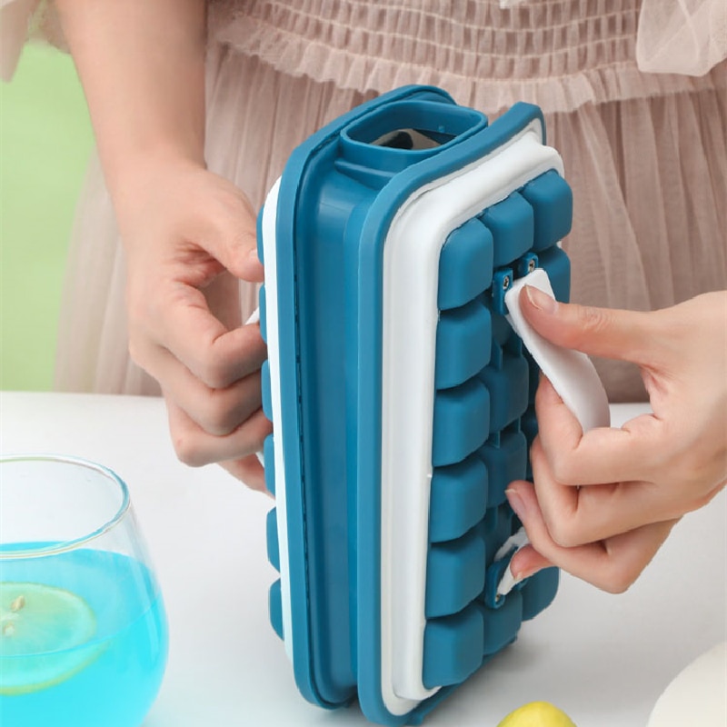 Portable Sealed Ice Cube Case