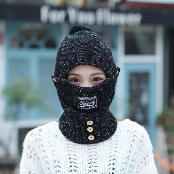 2-in-1 Mask Scarf Knitted Hat