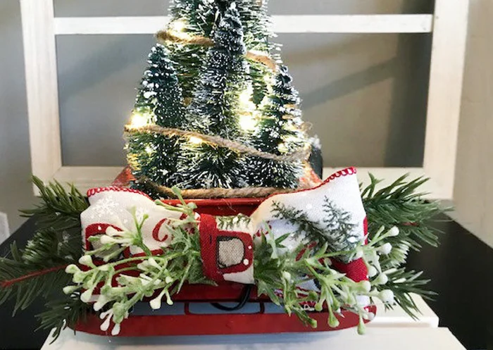 Red Farm Truck Christmas Centerpiece