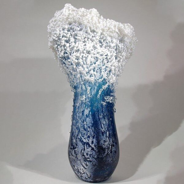 Majestic Wavy Vase