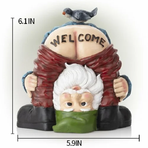 Welcome Gnome Statue