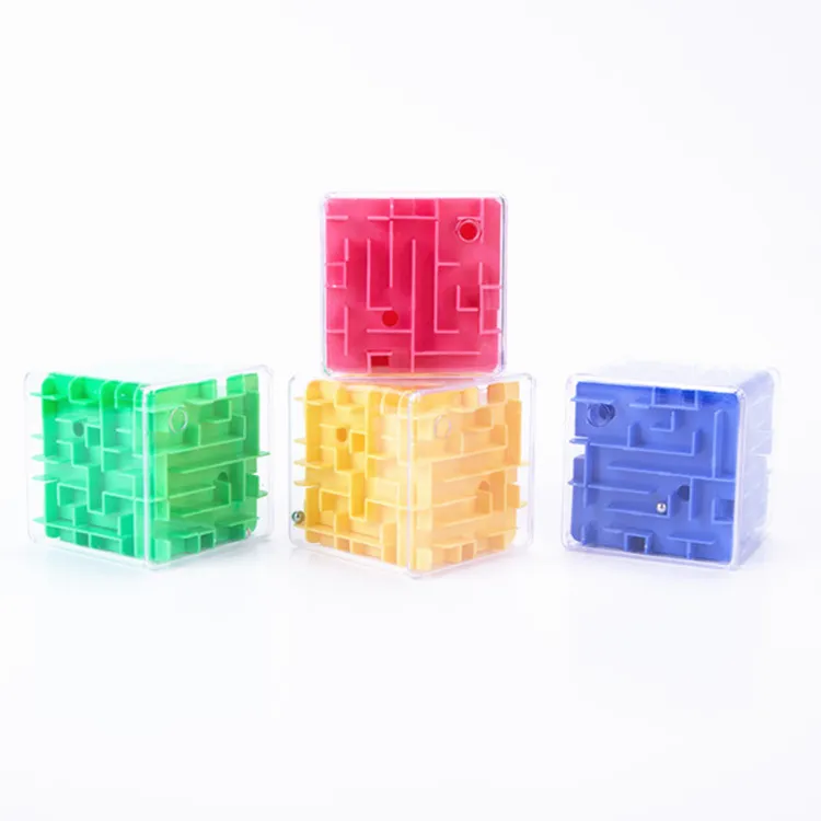 3D Cube Puzzle Hand Game