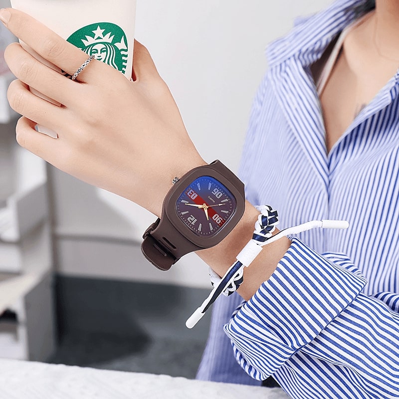 High Value Simple Fashion Watch