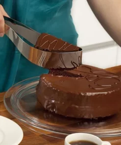 Perfect Cake Slicer