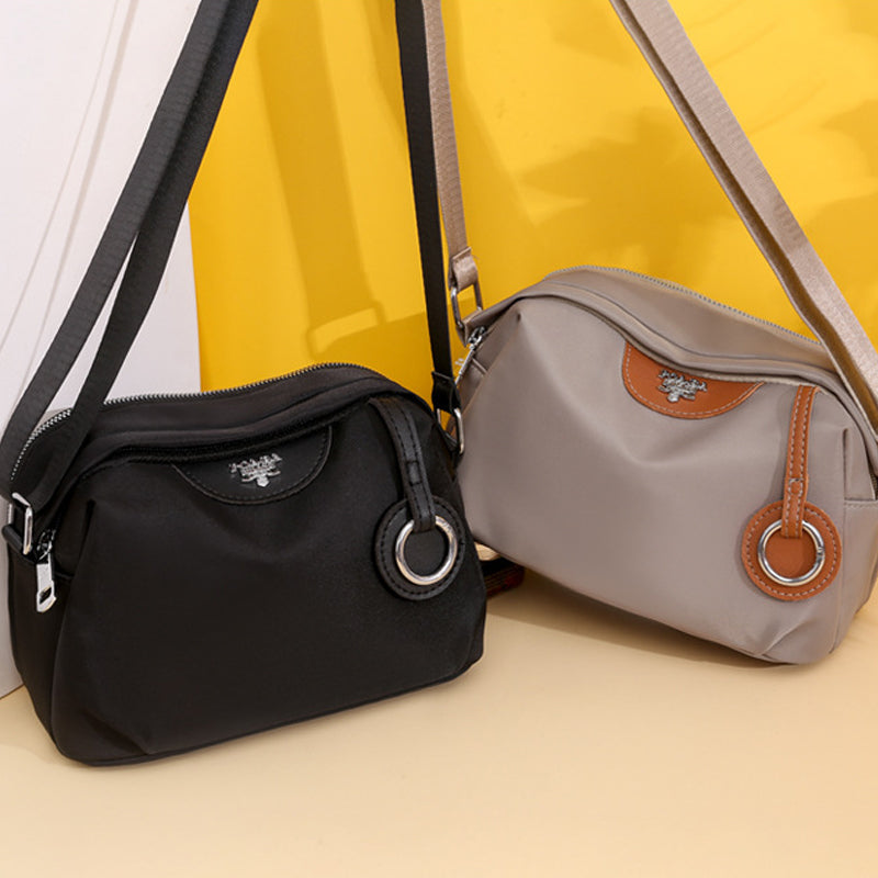 Large Capacity Lightweight Casual Shoulder Bag