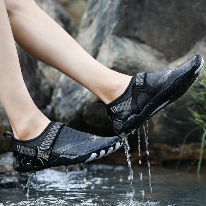 Breathing Double Buckles Water Shoes