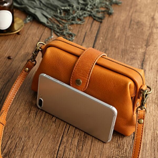 Premium Leather Retro Handmade Bag