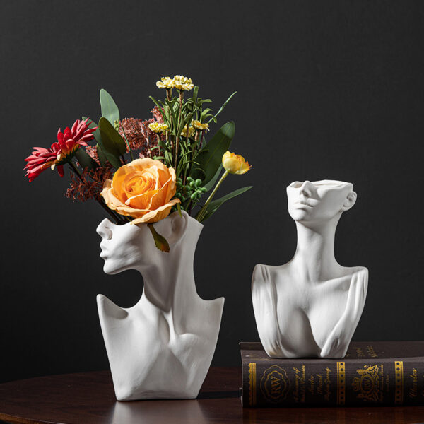 Creative Mind Flower Vase