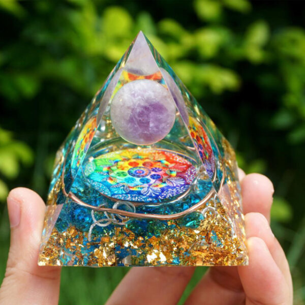 Creative Natural Crystal Universe Energy Pyramid