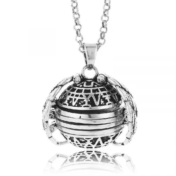 Expandable/Expanding Photo Locket (4 Photos)