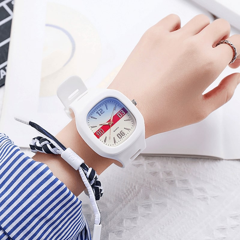 High Value Simple Fashion Watch