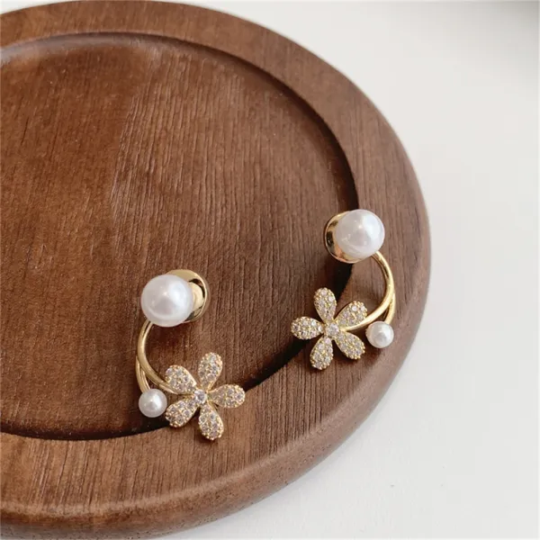 Elegant Flower Stud Earrings