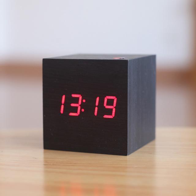 Modern Digital Wood Clock