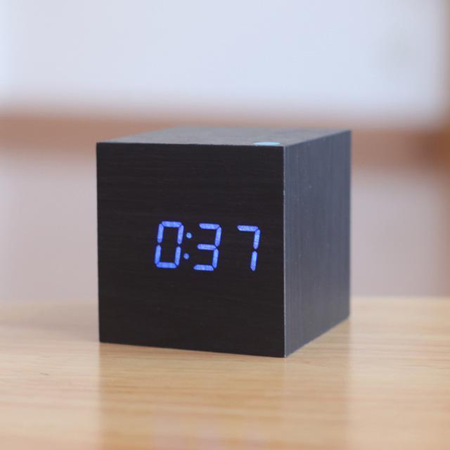 Modern Digital Wood Clock