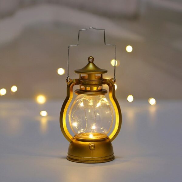 Antique Small Oil Lamp Decoration