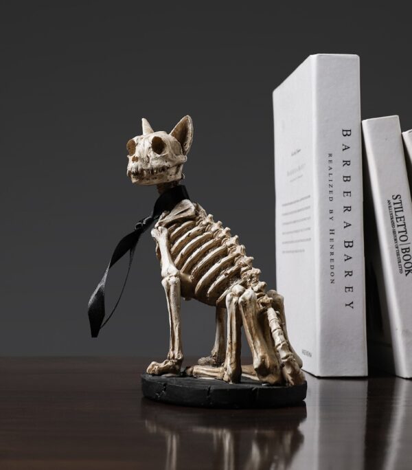 Retro Skull Dog Statue