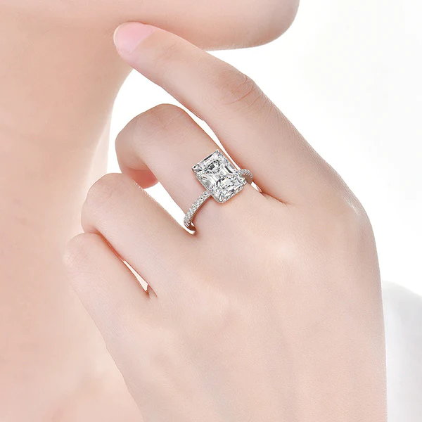 angul Moissanite Haute Couture Square Diamond Ring