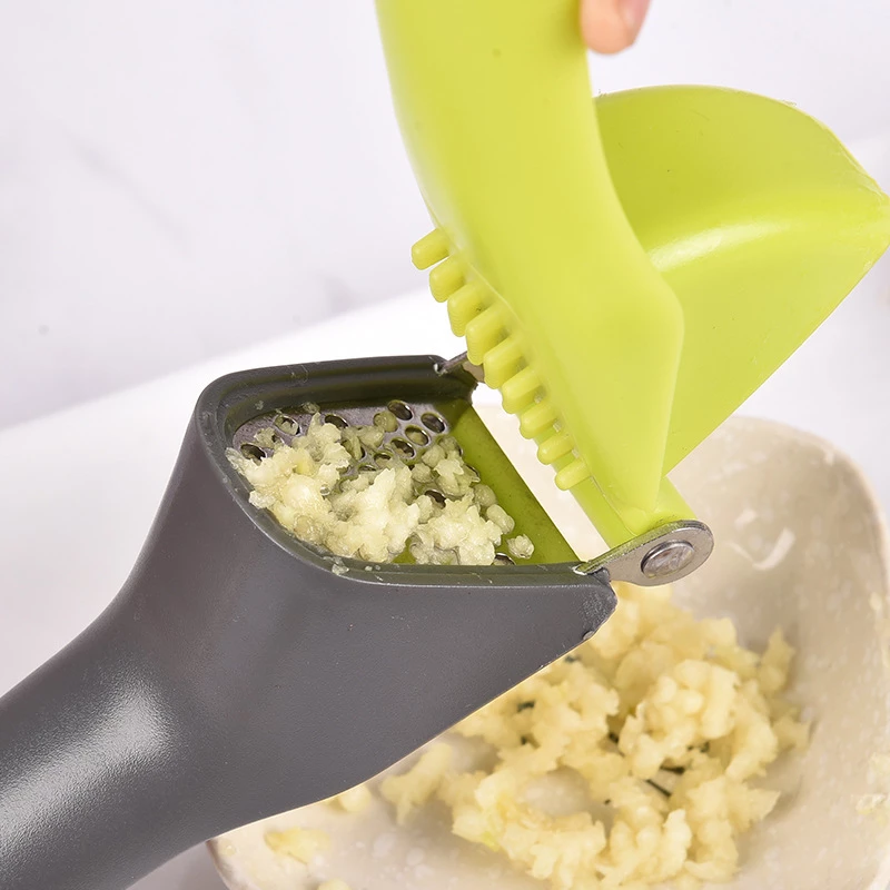 Plastic Handle Garlic Masher