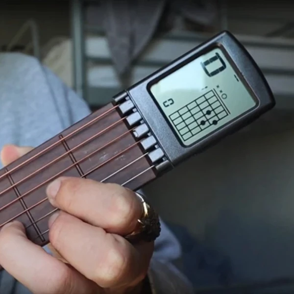 Portable Digital Guitar Trainer Makes Learning Easy