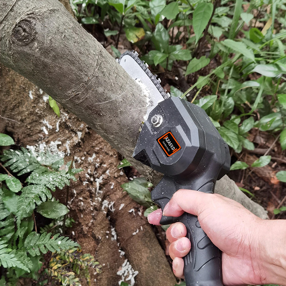 Rechargeable Handheld Mini Battery Powered Chainsaw