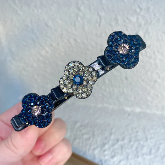 Hair Clip With Crystal Flower