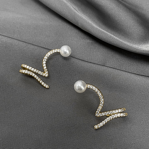 Snake Shape Pearl Ear Bone Clamp