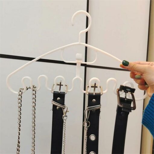 Wave Pattern Stackable Hanger