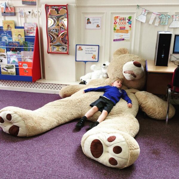 World's Largest Teddy Bear 11 ft.