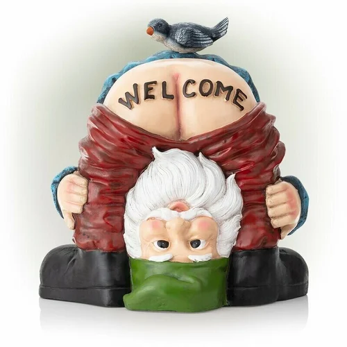 Welcome Gnome Statue