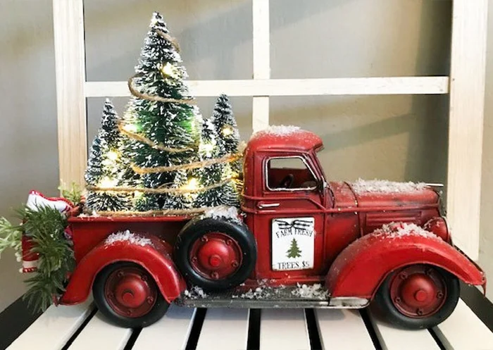 Red Farm Truck Christmas Centerpiece