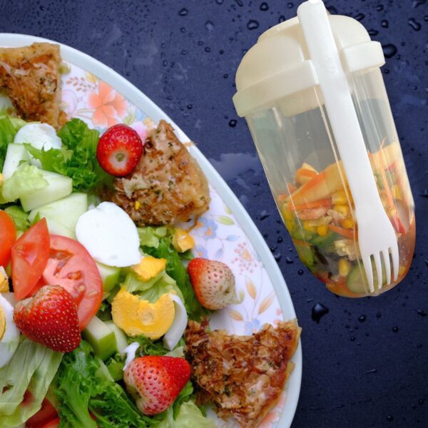 Bottle Salad Container