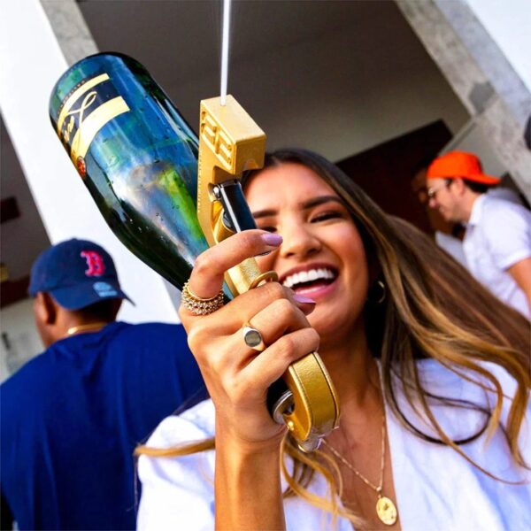 Champagne Gun Sprayer