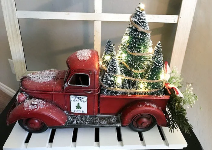 Red Farm Truck Christmas Centerpiece