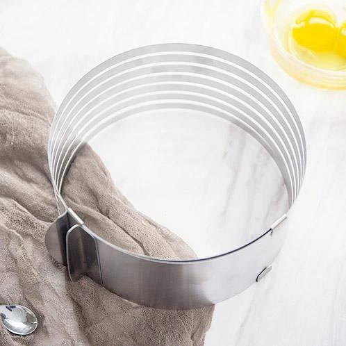 DIY Easy Baking Goods Cake Slicer