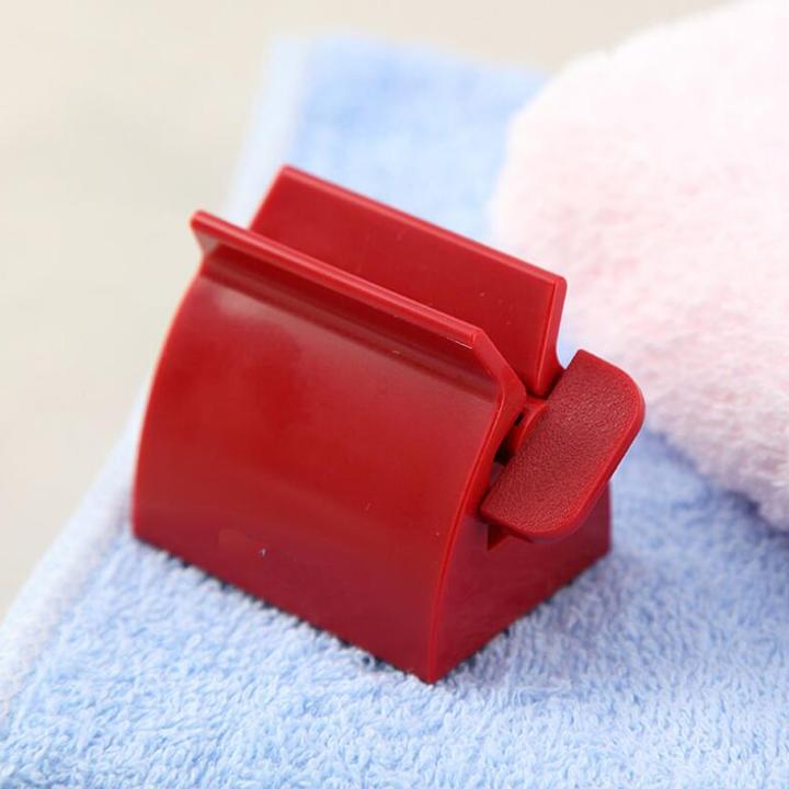 Rolling Toothpaste Squeezer