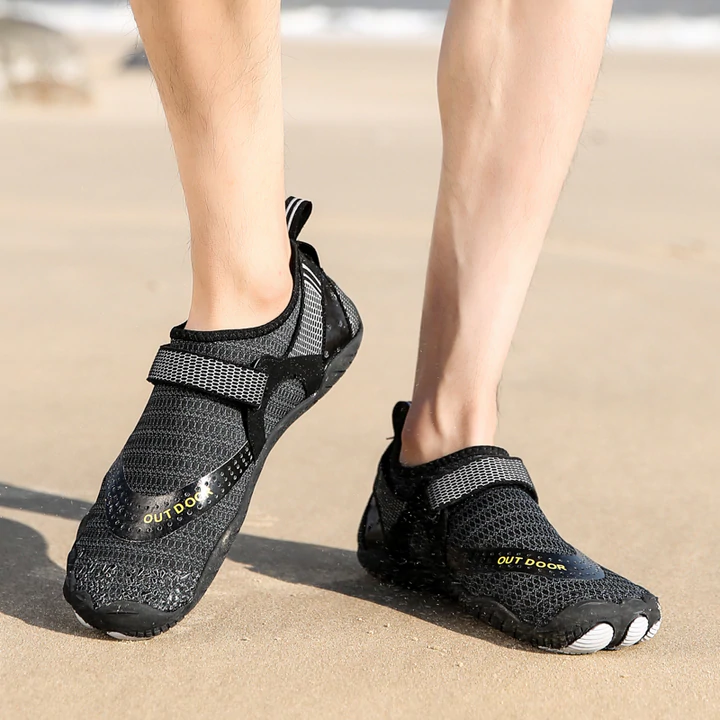 Breathing Double Buckles Water Shoes