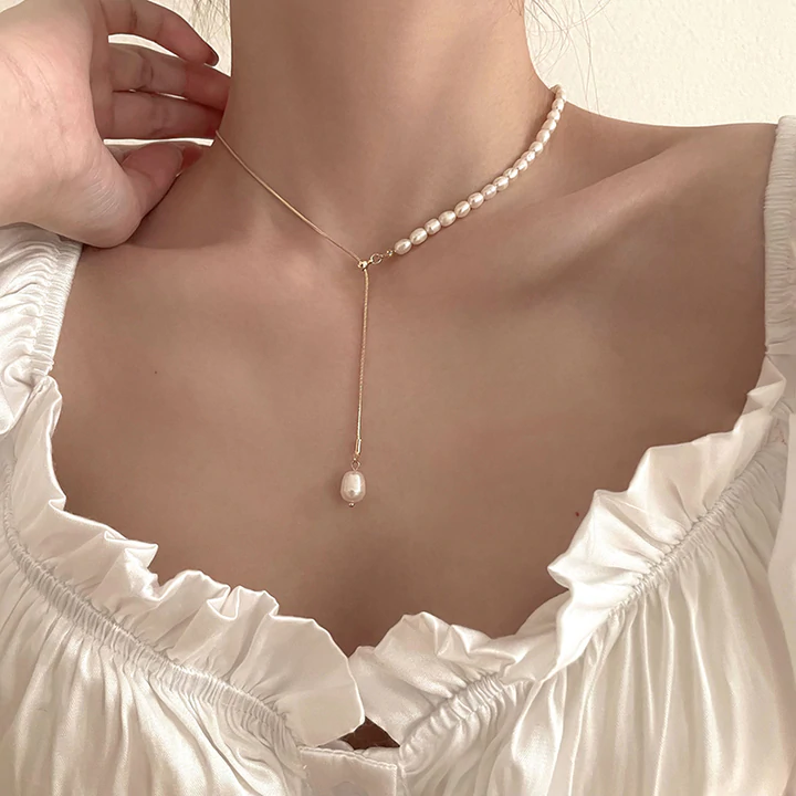 Adjustable Pearl Necklace